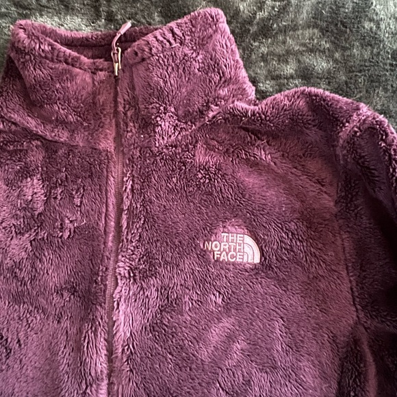 The North Face fuzzy jacket women’s - Picture 4 of 5